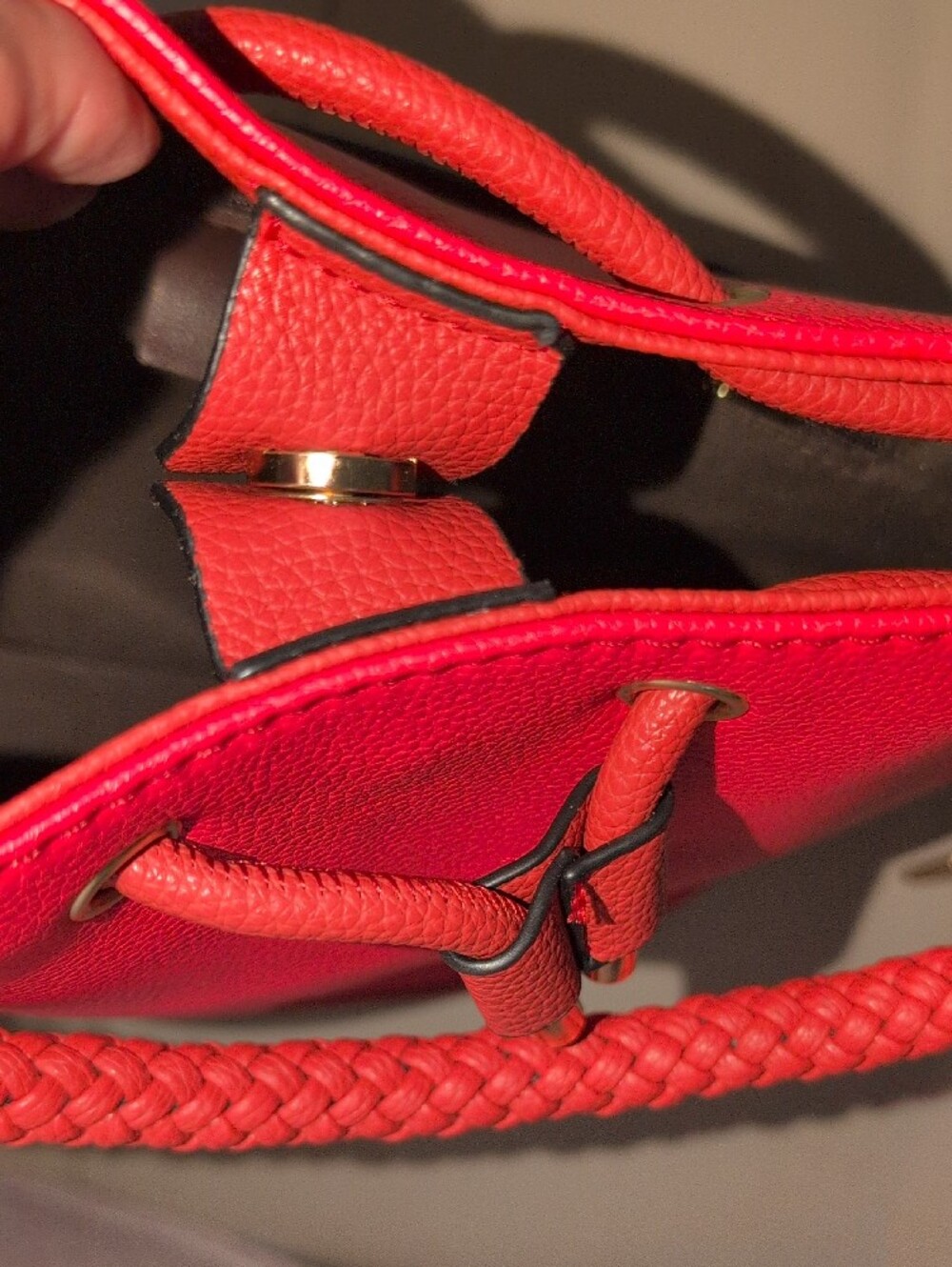 Red 2 Tone 'The Bucket' Women's Bucket Bag - Picture 12 of 12